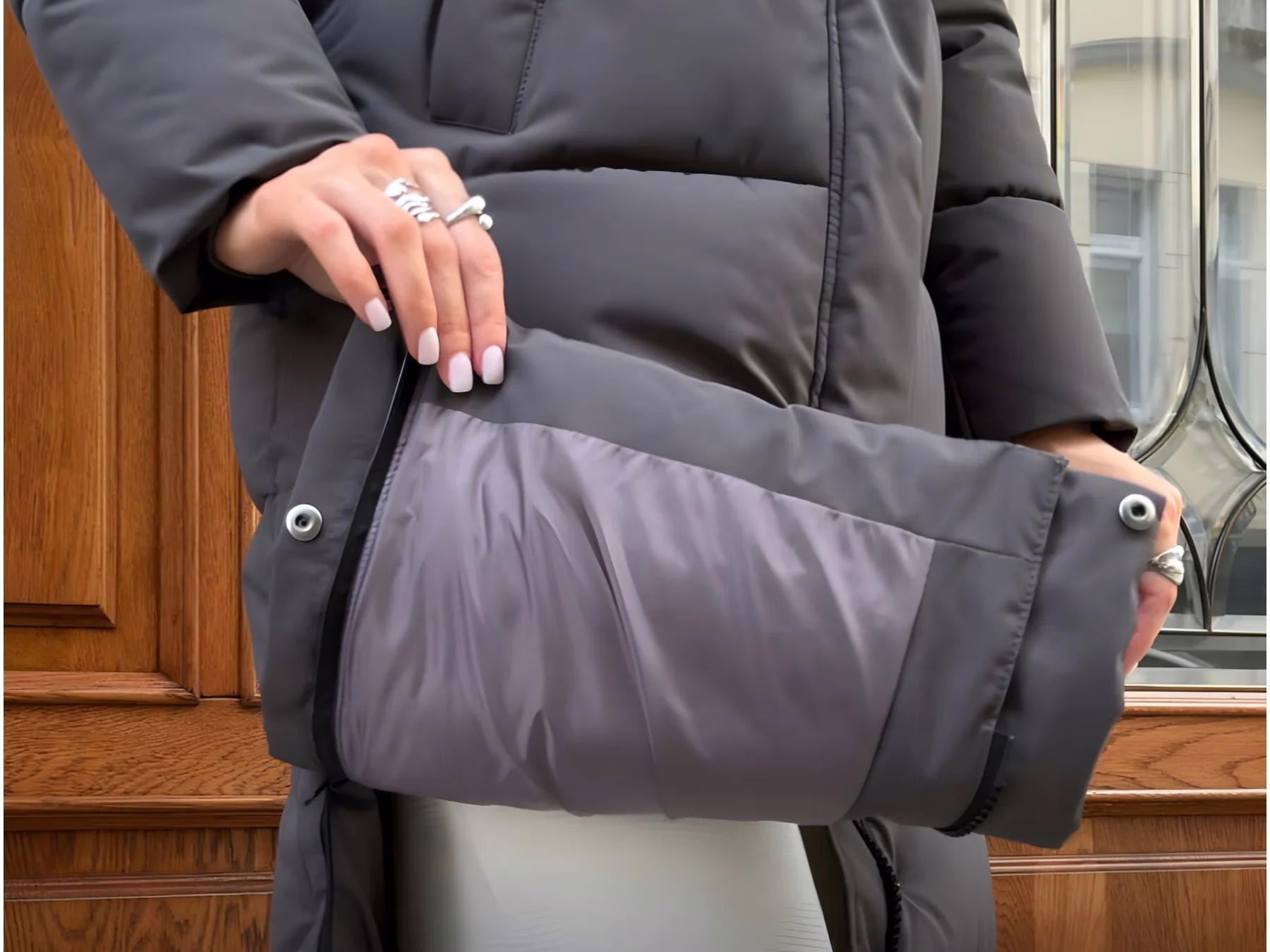 Hand Pocket Access